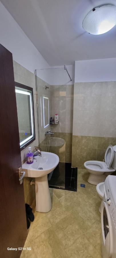 Tirana Daily Rental Apartments 1 Exteriör bild